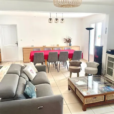 Belle Avec Piscine Et Patio Proche Montpellier Villa *