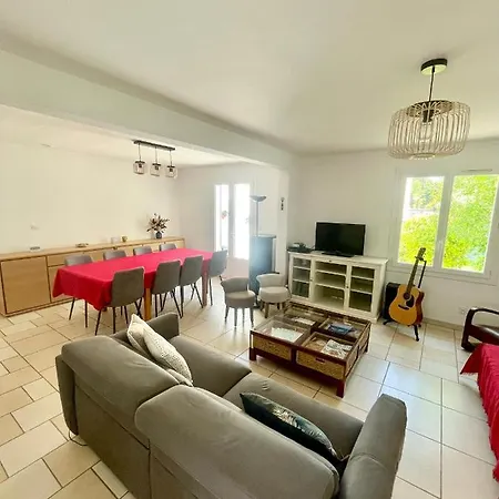 Belle Avec Piscine Et Patio Proche Montpellier